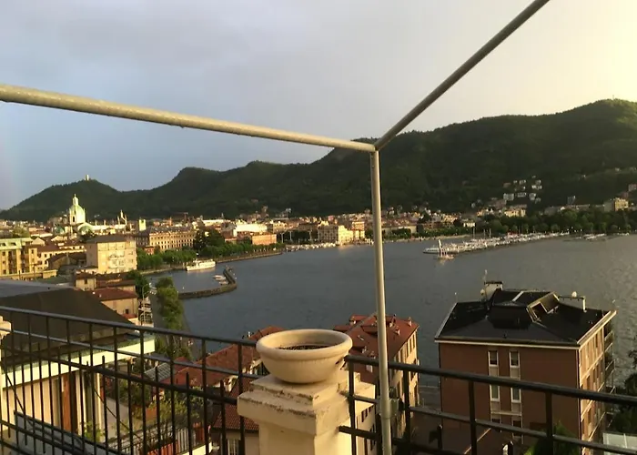 Splendid View Of Attico Como